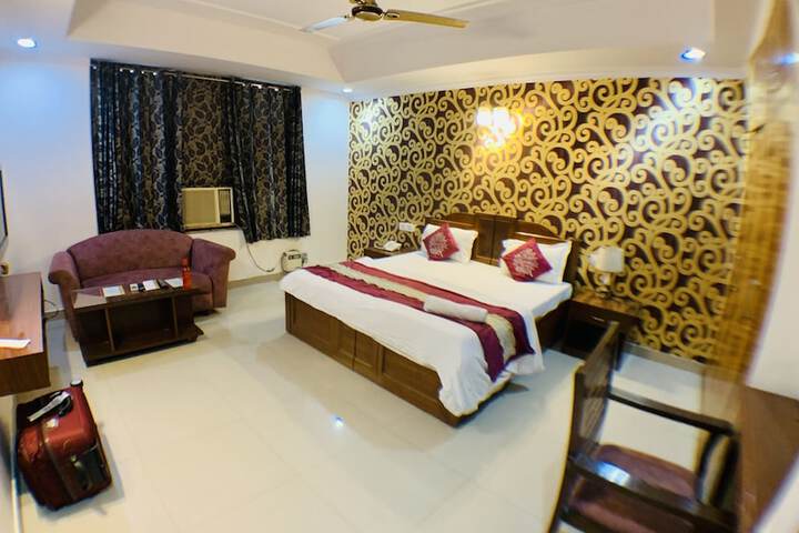 Room 16 of 71