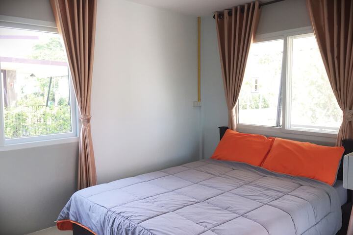 Room 7 of 27