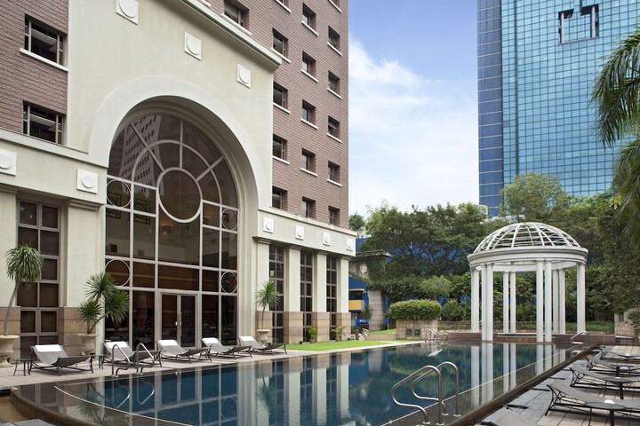 Hotel with Pool