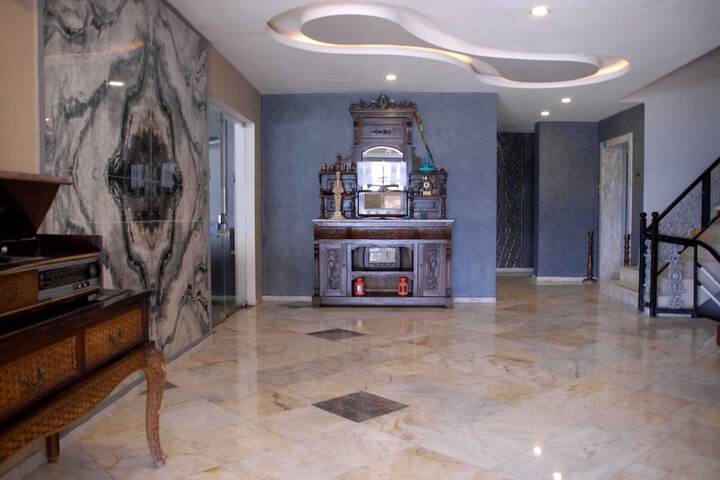 Hotel Interior 6 of 61