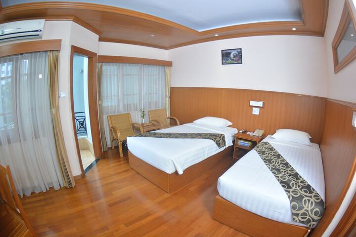 Room 10 of 59