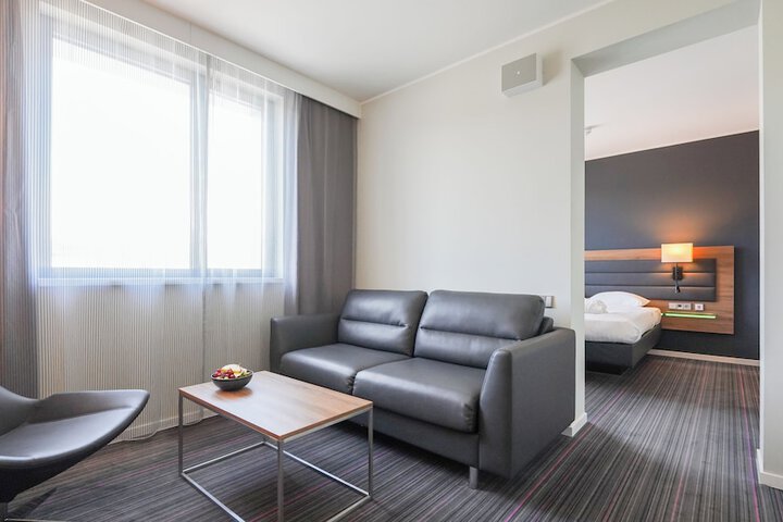 Room 18 of 49