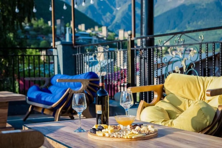 Hotel Mestia Inn