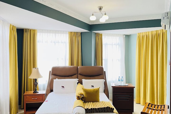 LEYSHOF HOTEL