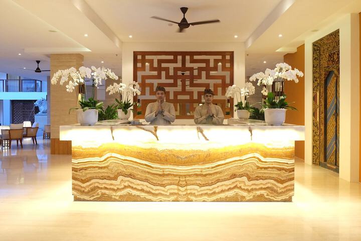 Hotel Interior 6 of 158