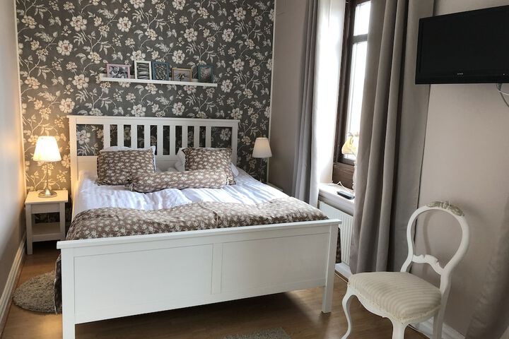 Room 12 of 52