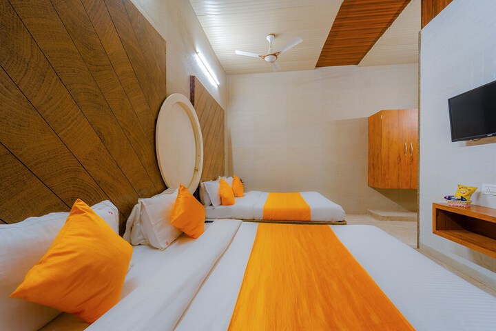 Room 15 of 71