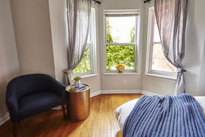 Room 8 of 22