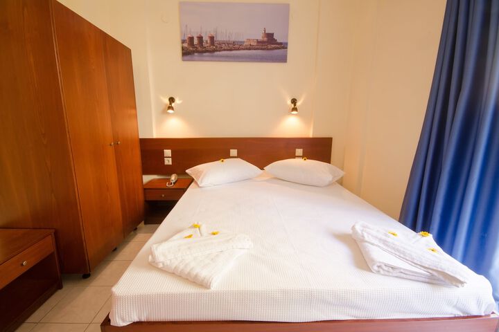 Room 26 of 80