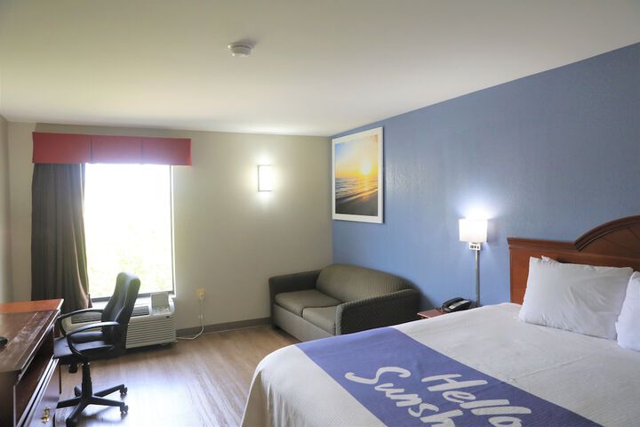 Room 11 of 43