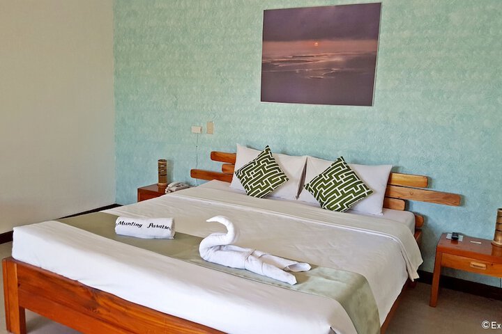 Room 5 of 72