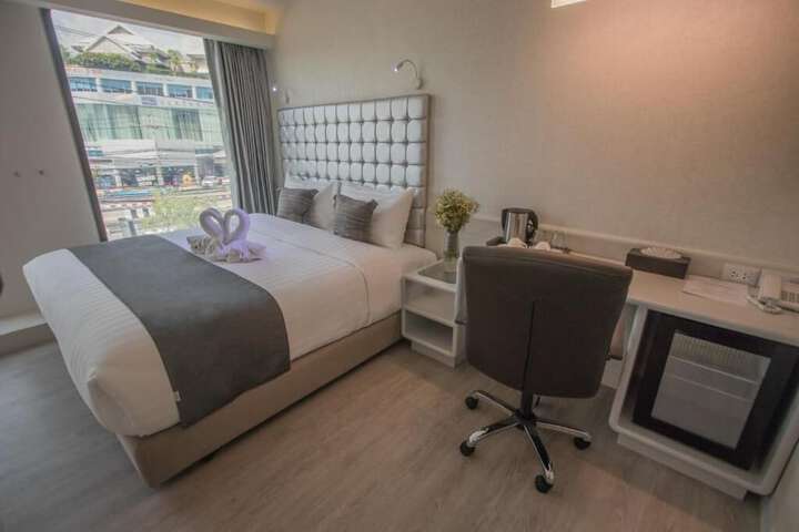 Room 16 of 34