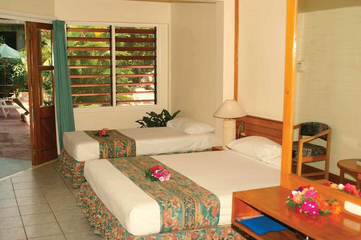 Room 8 of 98