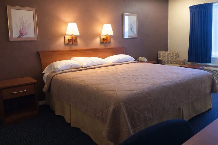 Room 16 of 50
