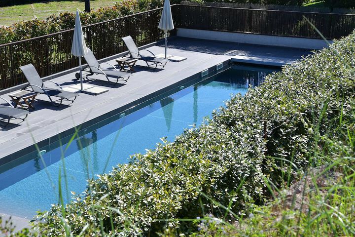 Pool 67 of 101