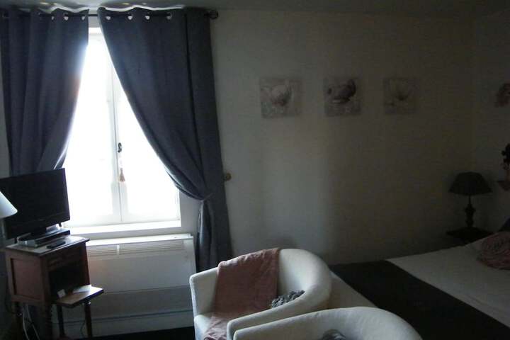 Room 16 of 62