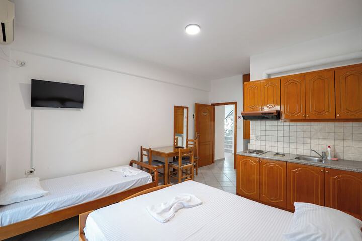 Room 47 of 81