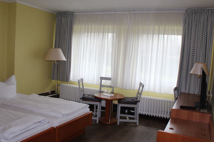 Room 26 of 58