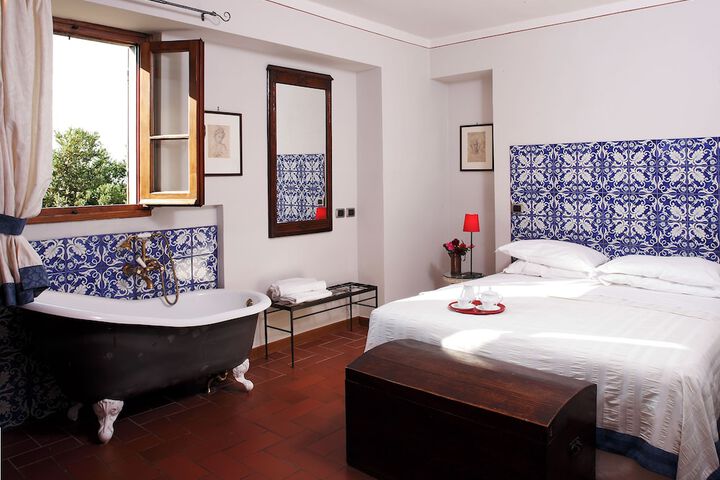 Room 5 of 22