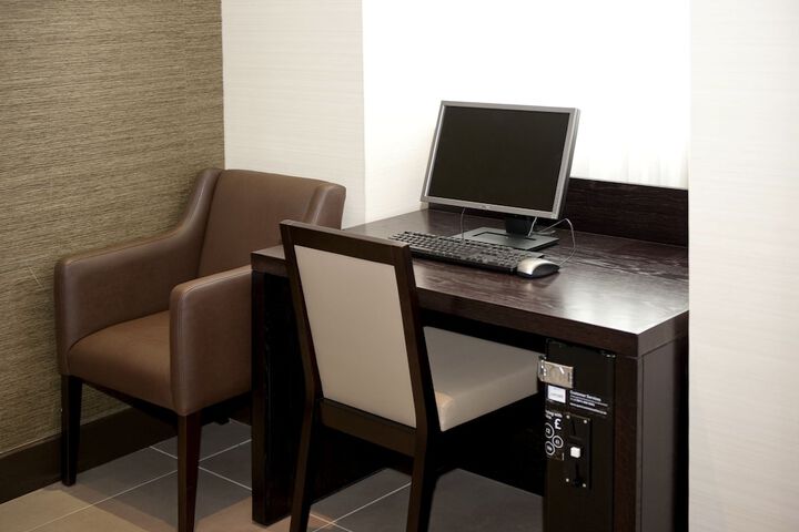 Business Center 48 of 55