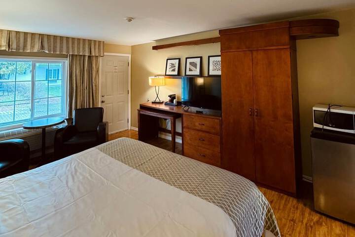 Room 8 of 60
