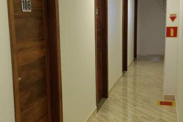 Ballroom/Hall 7 of 8