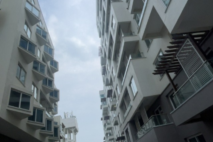Sapphire 1BHK Studio Near RayaDolmen - DHA -Lahore