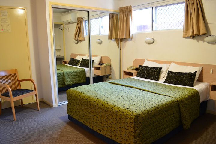 Room 13 of 51