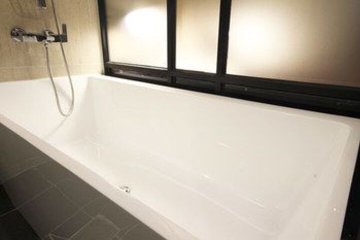 Room 15 of 51