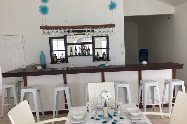 Dining 52 of 74