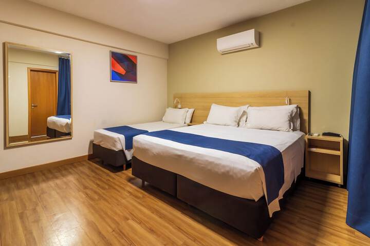 Room 36 of 102