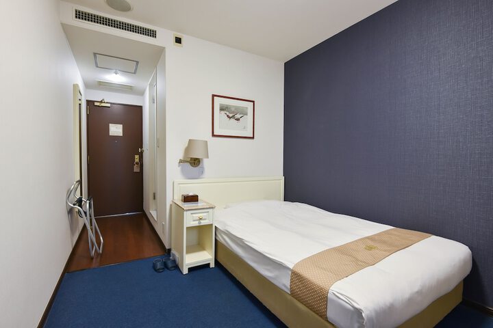 Room 18 of 67