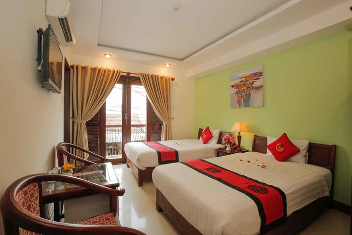Room 10 of 52