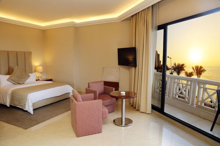 Room 40 of 81