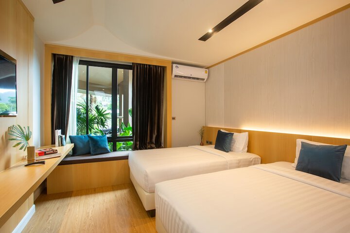 Room 10 of 84