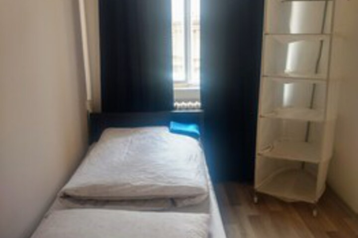 Room 58 of 84