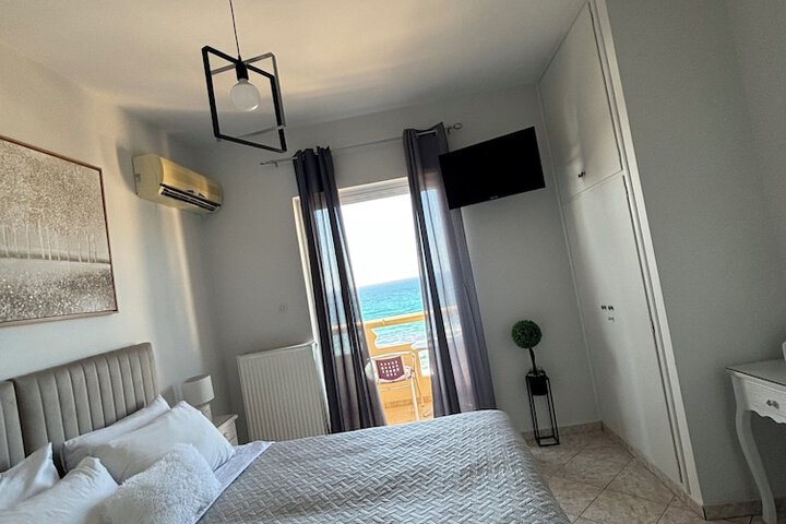 Room 32 of 75