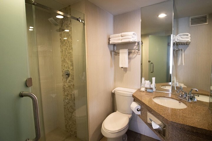 Clean Restrooms