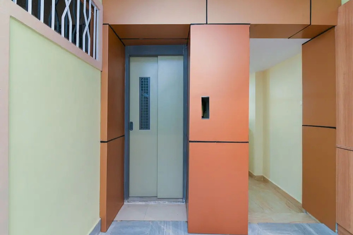 Room 13 of 15