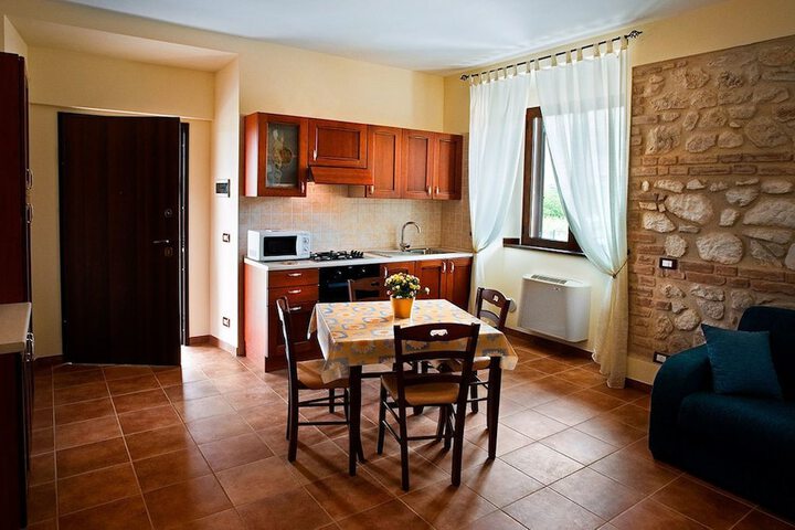Room 3 of 36