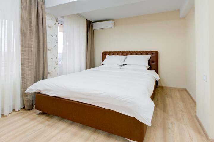 Room 15 of 29