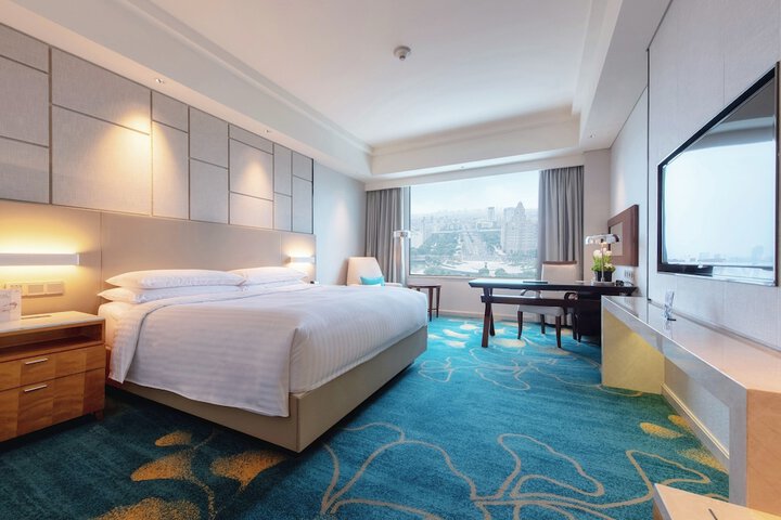 Room 10 of 92