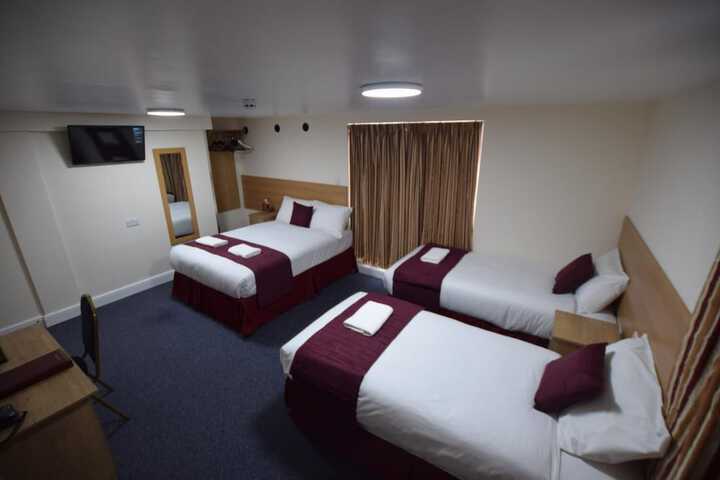 Room 25 of 57
