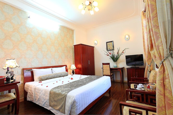 Room 33 of 55