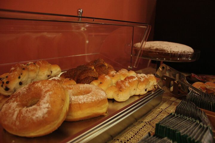 Breakfast/Coffee Service 20 of 35