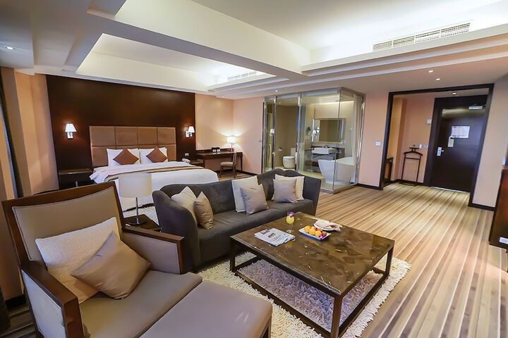 Room 5 of 45