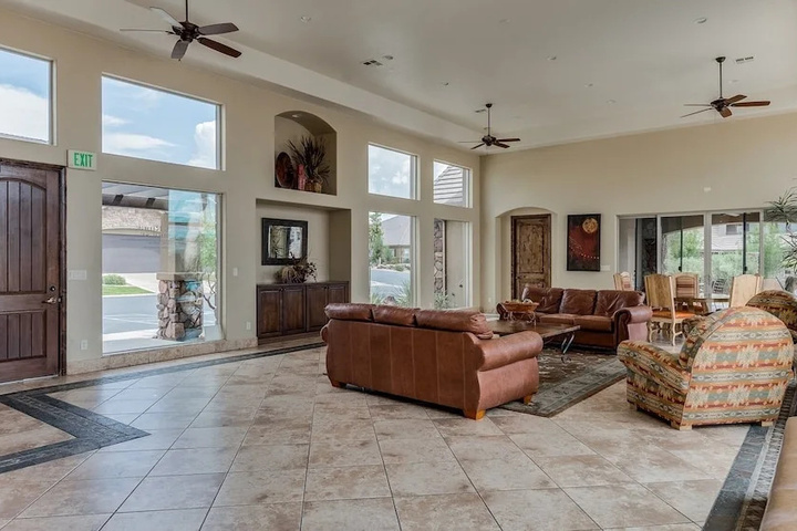 Life Is Good 3 Bedroom Apts