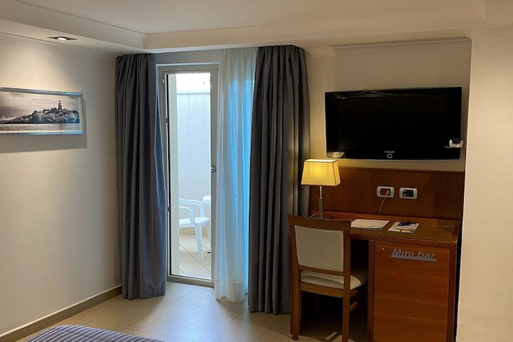 Room 20 of 75