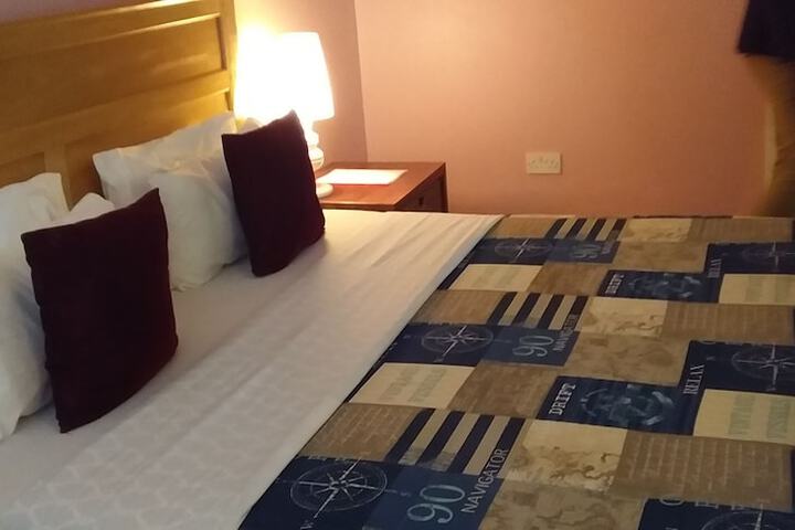 Room 3 of 63