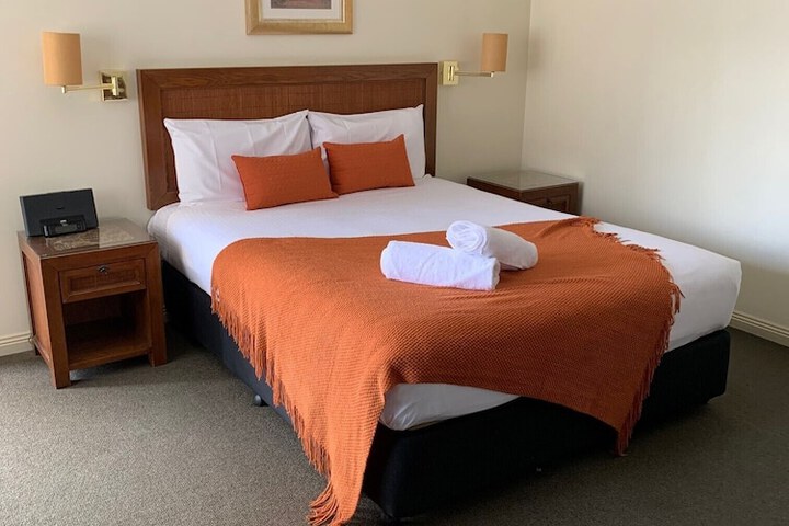 Room 18 of 52